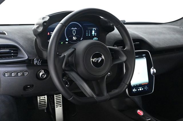 2024 McLaren Artura Performance Coupe - 22954903 - 9