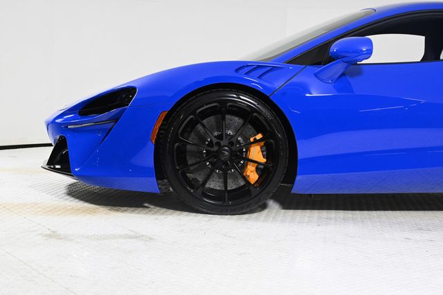 2024 McLaren Artura Performance Coupe - 22954903 - 23