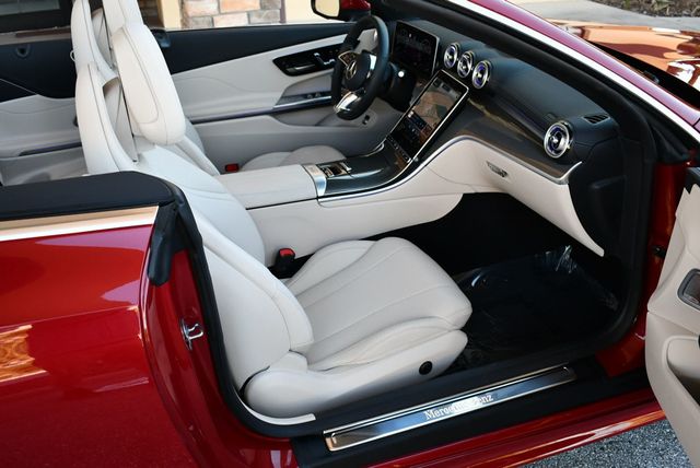 2024 Mercedes-Benz CLE CLE 300 4MATIC Cabriolet W/Navigation - 22972352 - 62