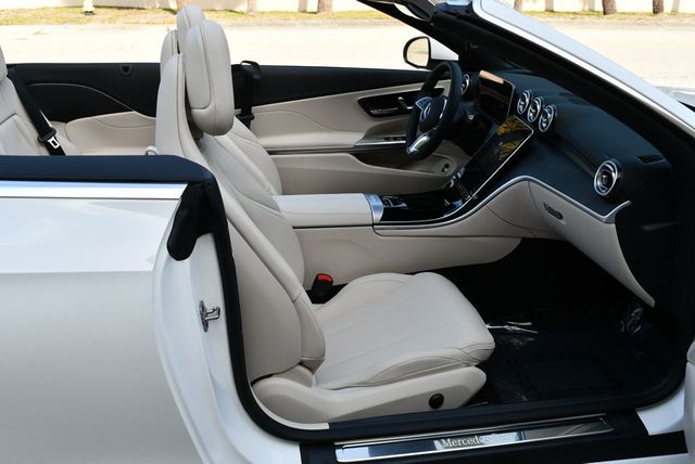 2024 Mercedes-Benz CLE CLE 300 4MATIC Cabriolet W/Navigation & 18 Miles - 23039984 - 18
