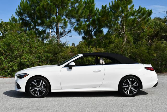 2024 Mercedes-Benz CLE CLE 300 4MATIC Cabriolet W/Navigation & 18 Miles - 23039984 - 34