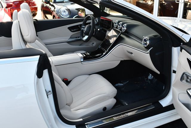 2024 Mercedes-Benz CLE CLE 450 4MATIC Cabriolet W/Navigation - 23024966 - 58