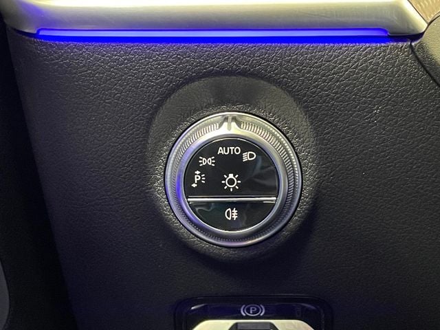 2024 Mercedes-Benz C-Class AMG C 43 4MATIC Sedan - 22983539 - 32