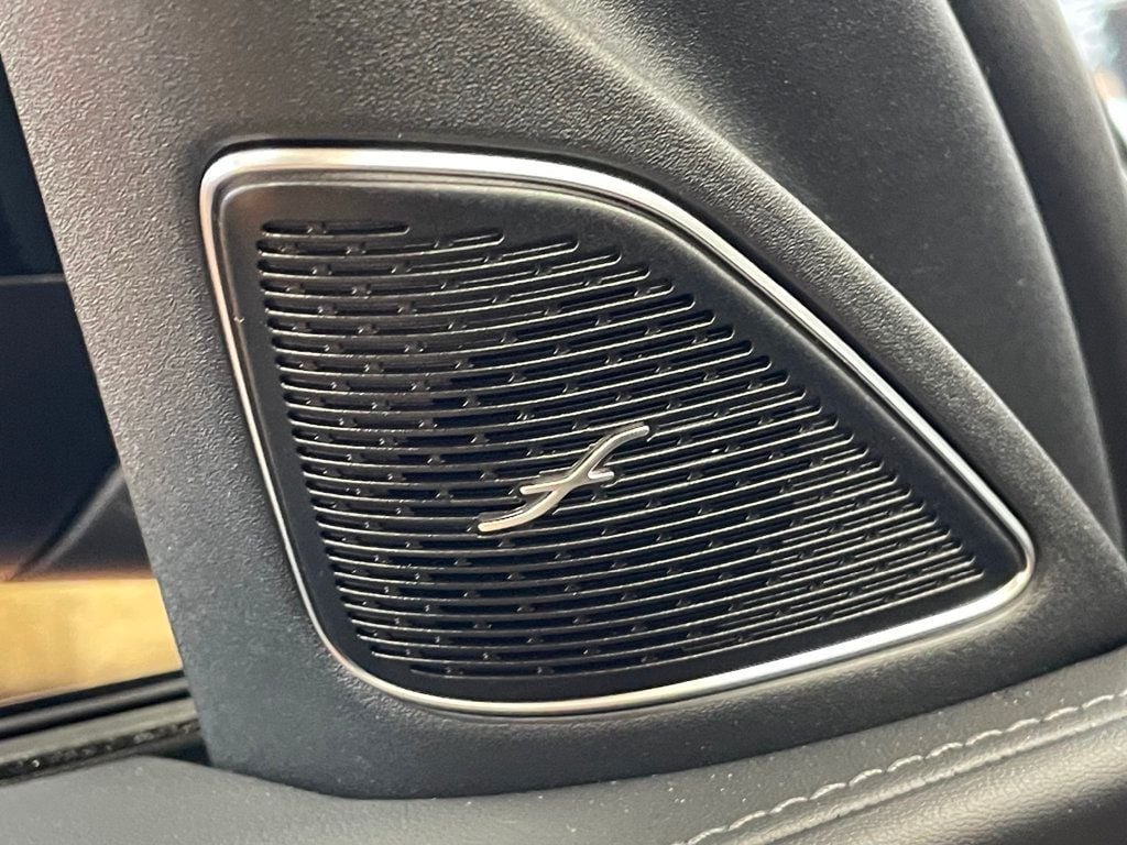 2024 Mercedes-Benz C-Class AMG C 63 S E Performance Sedan - 22963017 - 27