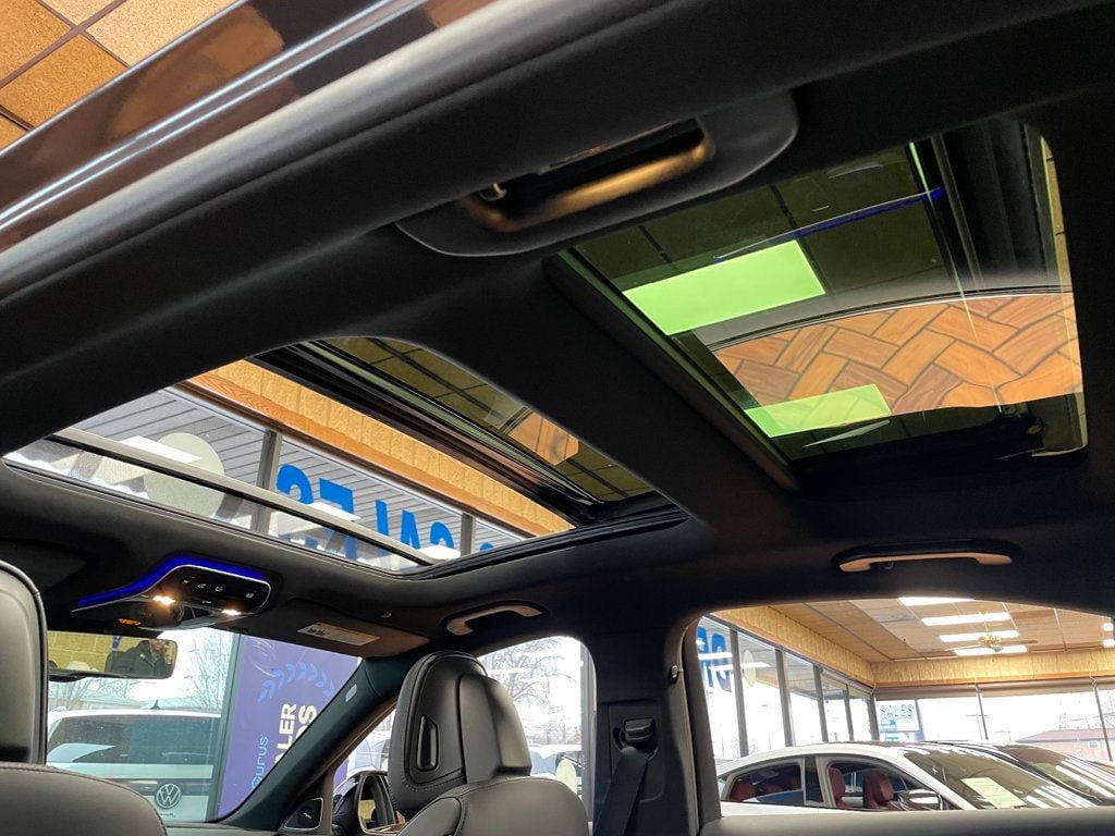 2024 Mercedes-Benz C-Class AMG C 63 S E Performance Sedan - 22963017 - 30