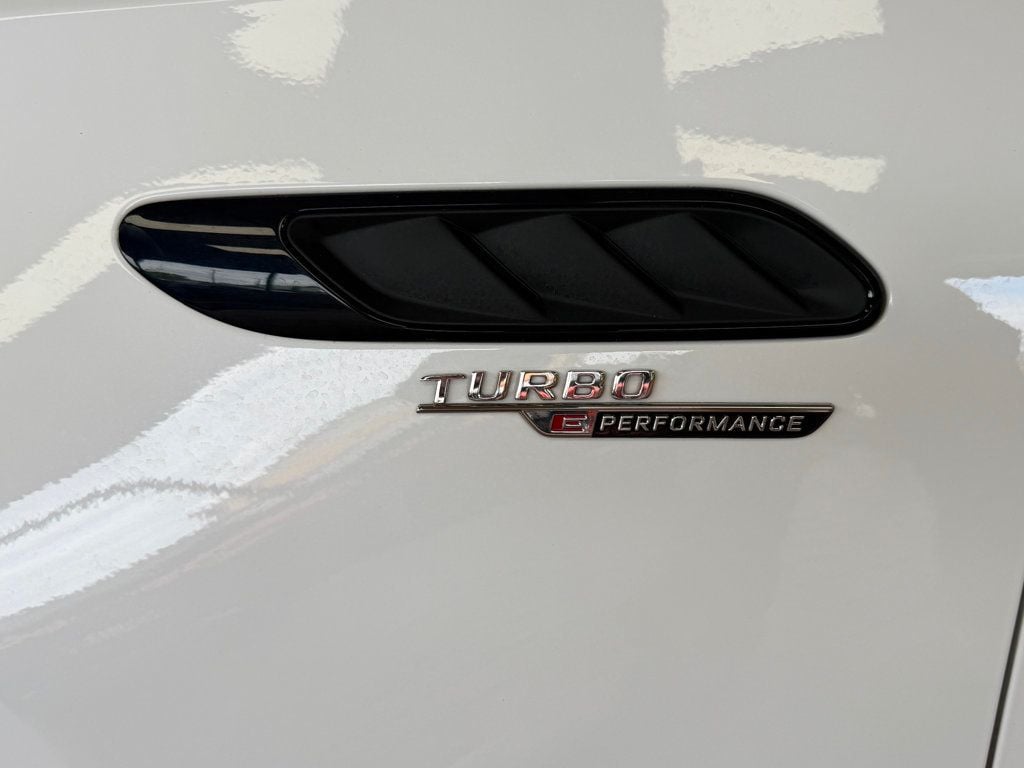 2024 Mercedes-Benz C-Class AMG C 63 S E Performance Sedan - 23042019 - 35