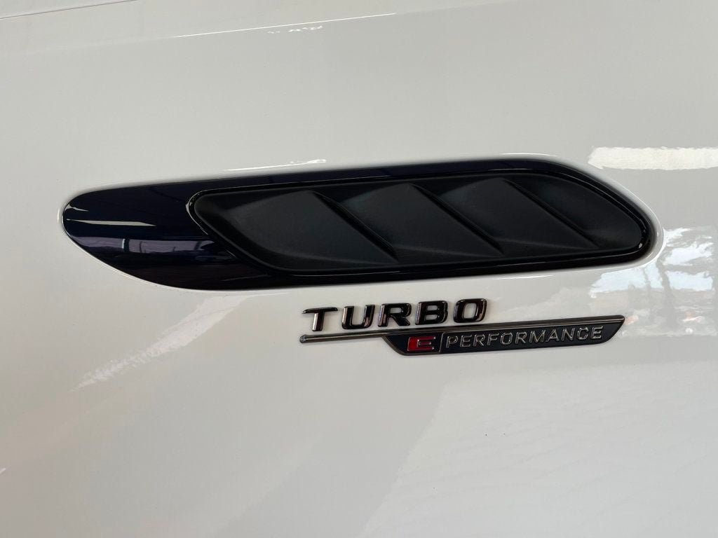 2024 Mercedes-Benz C-Class AMG C 63 S E Performance Sedan - 23084043 - 6