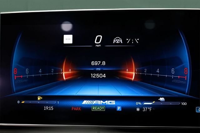 2024 Mercedes-Benz C-Class AMG C 63 S E Performance Sedan - 22980259 - 34