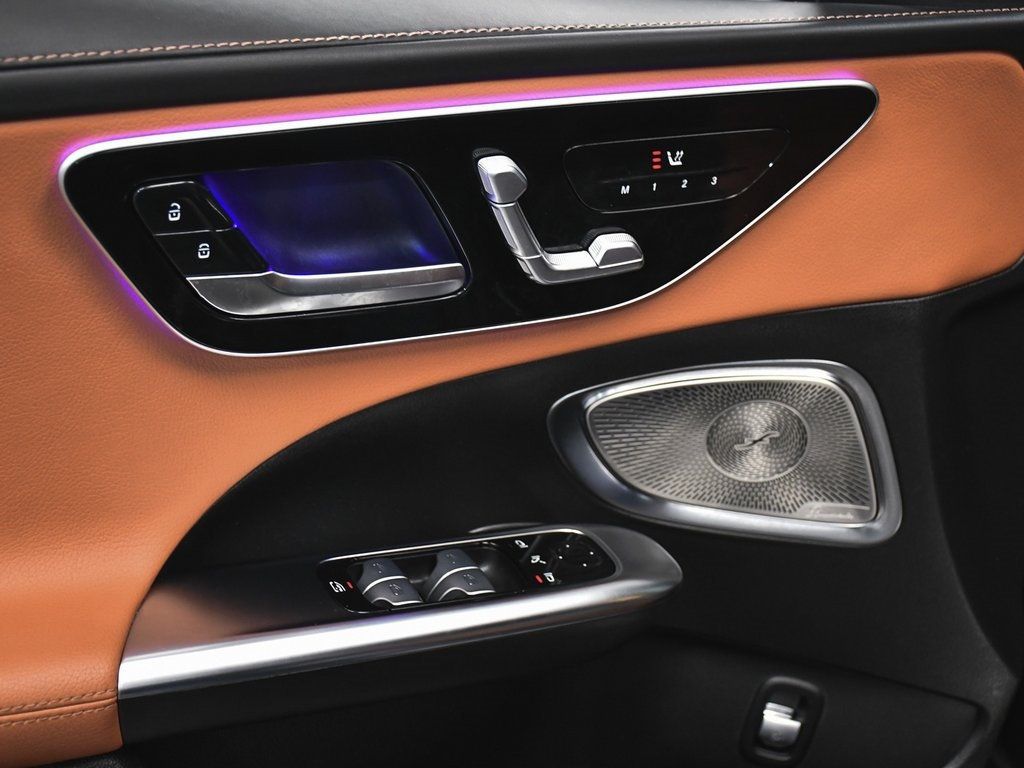 2024 Mercedes Benz C 300 photo 10