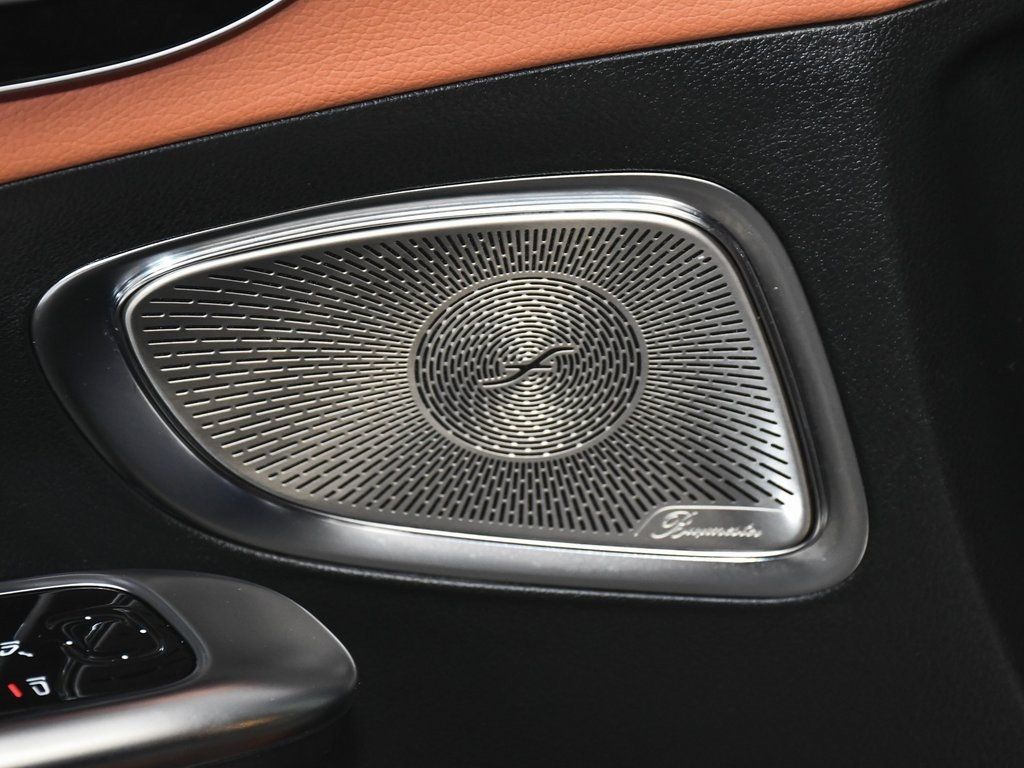 2024 Mercedes Benz C 300 photo 11