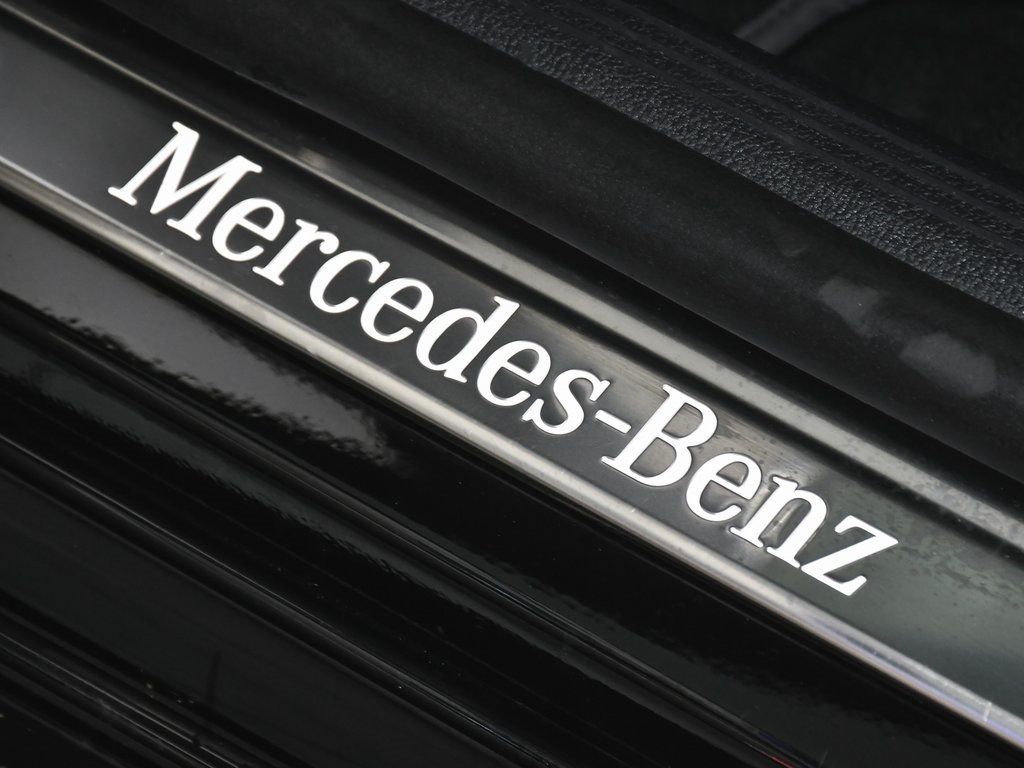 2024 Mercedes Benz C 300 photo 10