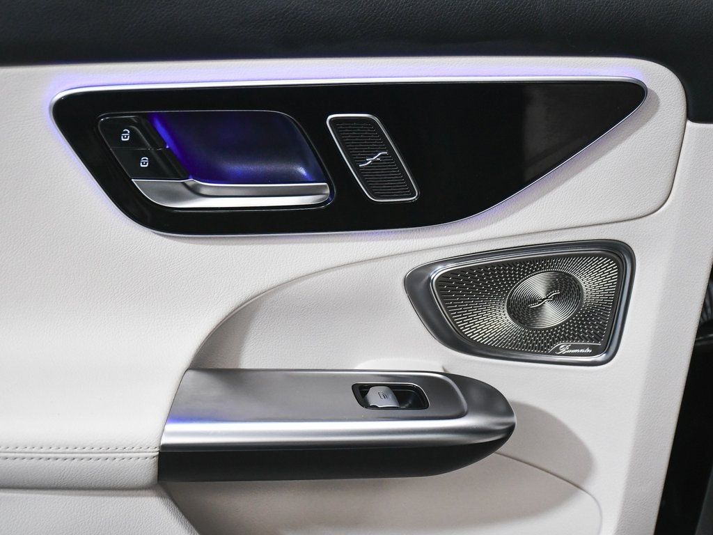 2024 Mercedes Benz C 300 photo 11