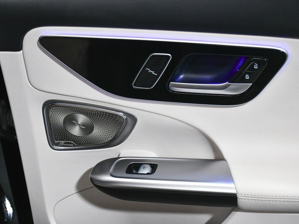 2024 Mercedes Benz C 300 photo 13
