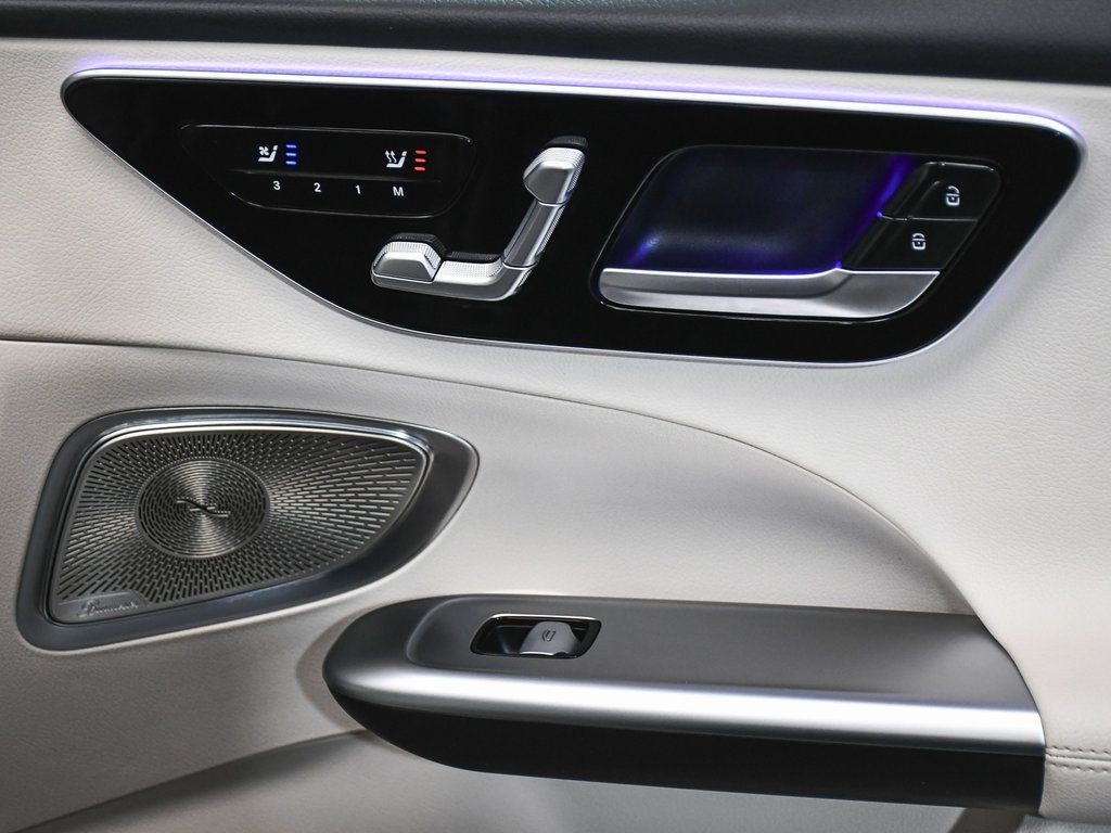 2024 Mercedes Benz C 300 photo 15