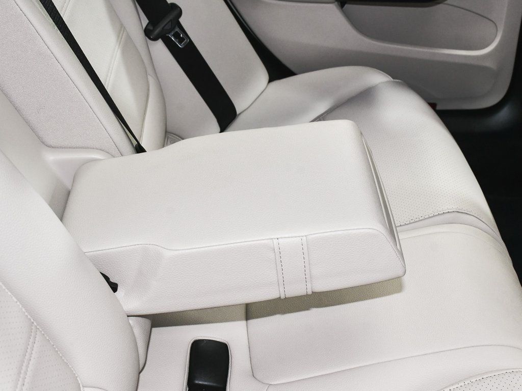 2024 Mercedes Benz C 300 photo 49