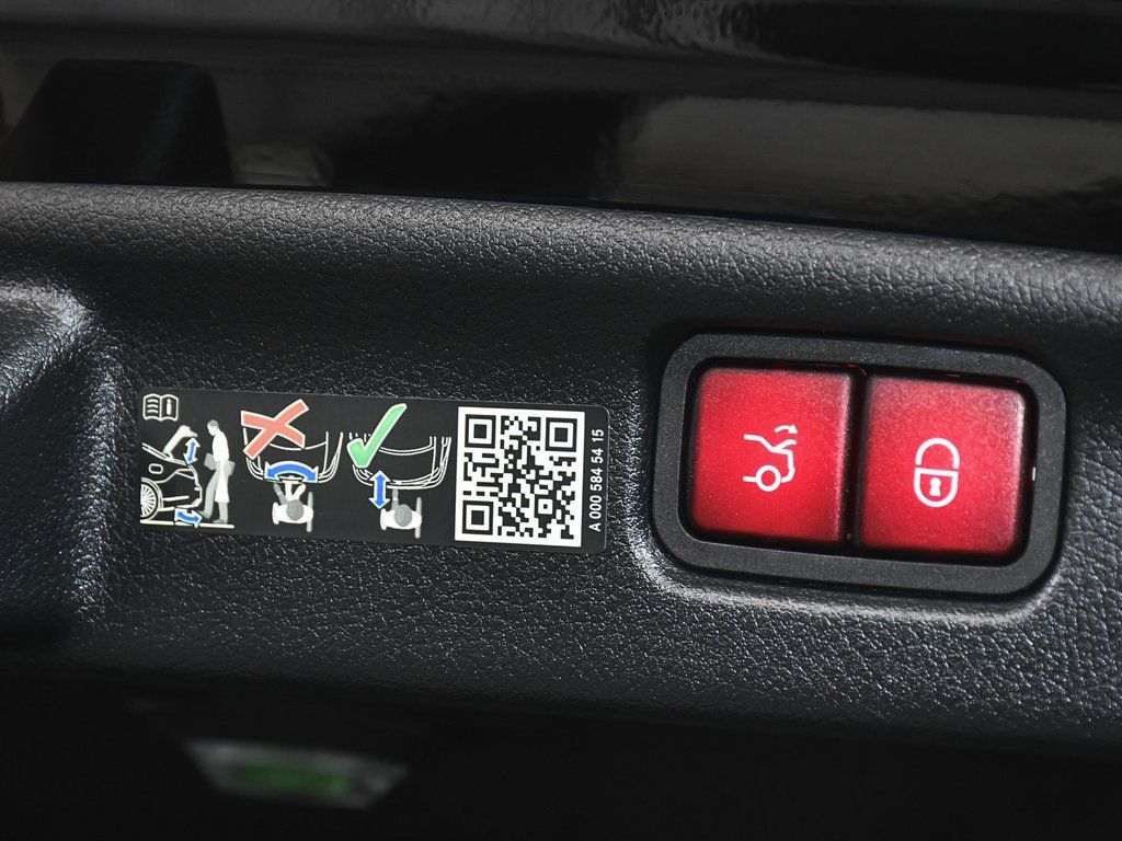2024 Mercedes Benz C 300 photo 59