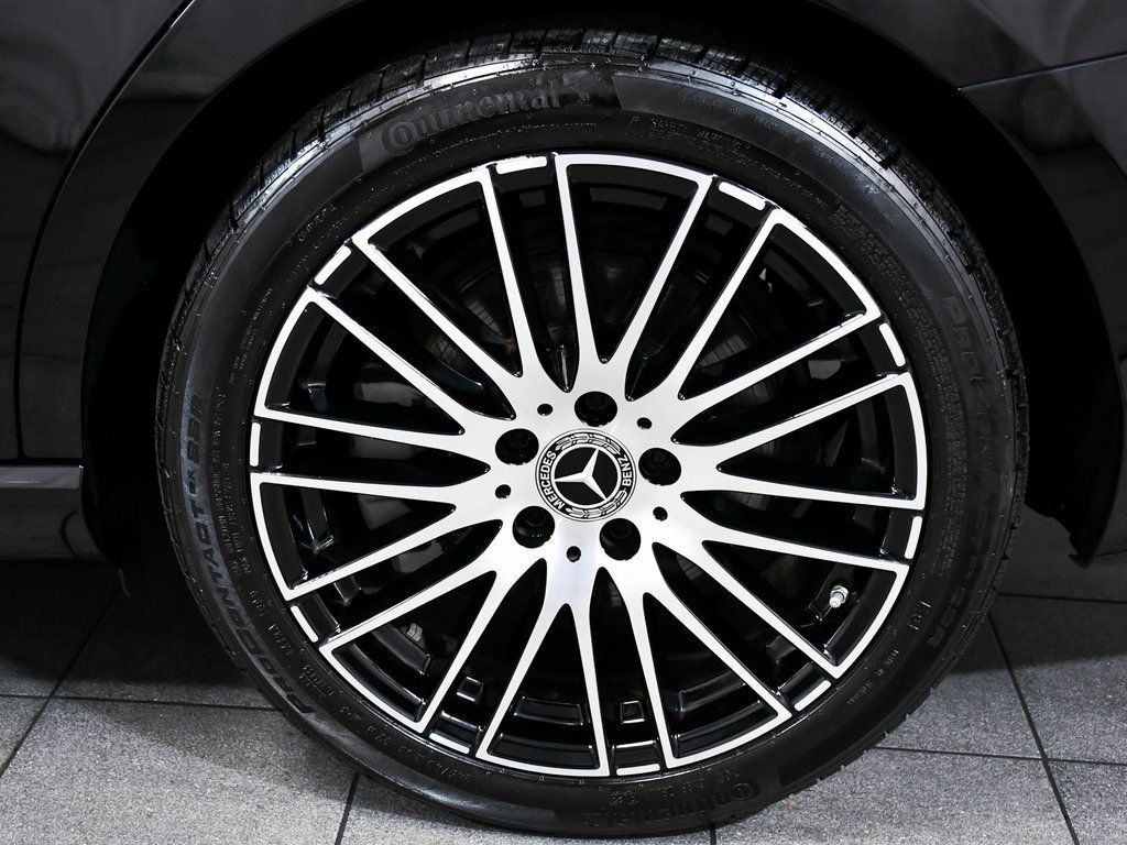 2024 Mercedes Benz C 300 photo 6