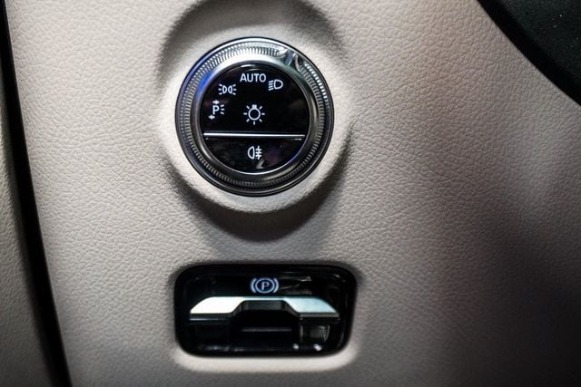 2024 Mercedes-Benz C-Class C 300 4MATIC Sedan - 22928534 - 27