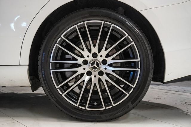 2024 Mercedes-Benz C-Class C 300 4MATIC Sedan - 22928534 - 40