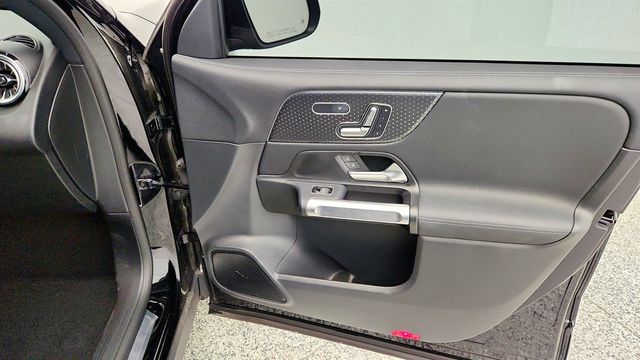 2024 Mercedes-Benz EQB EQB 250+ SUV with Winter Package (251-mile range) - 22972370 - 24