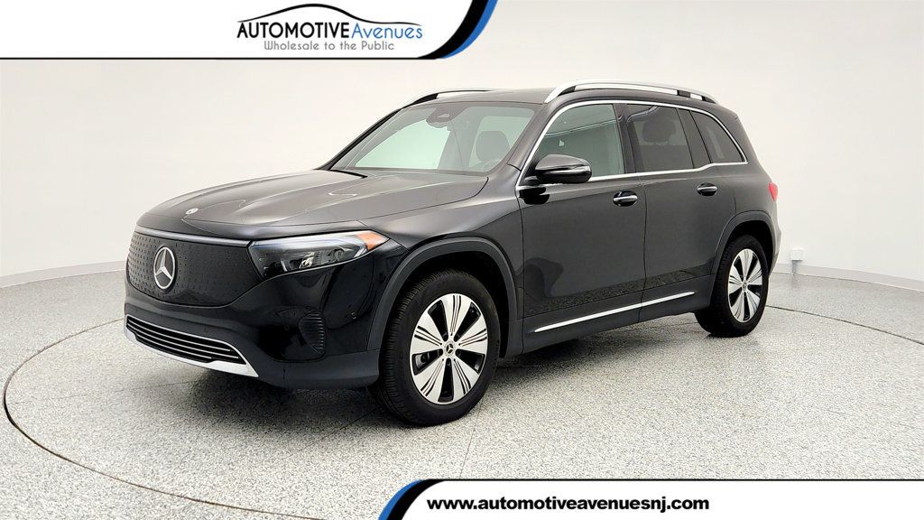 2024 Mercedes-Benz EQB EQB 300 4MATIC SUV with Panorama Roof - 22971149 | Video 1