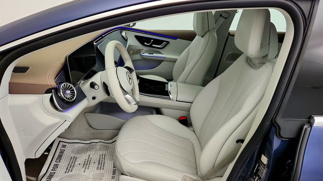 2024 Mercedes-Benz EQE EQE 350 4MATIC Sedan w/ Driver Assistance Pkg - 23041490 - 18