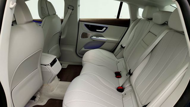 2024 Mercedes-Benz EQE EQE 350 4MATIC Sedan w/ Driver Assistance Pkg - 23041490 - 19