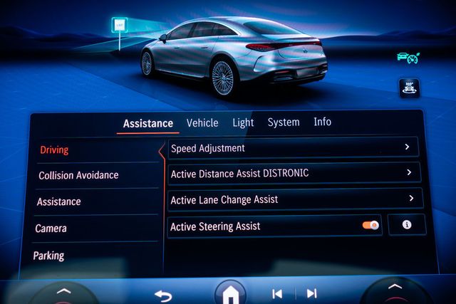 2024 Mercedes-Benz EQS EQS 450 4MATIC Sedan - 23073841 - 32