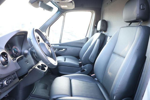 2024 Mercedes-Benz eSprinter Cargo Van 2500 High Roof 170" RWD - 22961416 - 18
