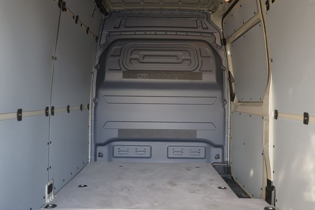 2024 Mercedes-Benz eSprinter Cargo Van 2500 High Roof 170" RWD - 22961416 - 21