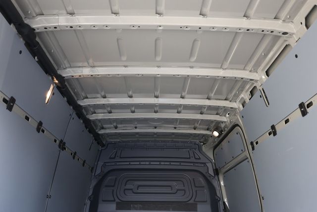 2024 Mercedes-Benz eSprinter Cargo Van 2500 High Roof 170" RWD - 22961416 - 22