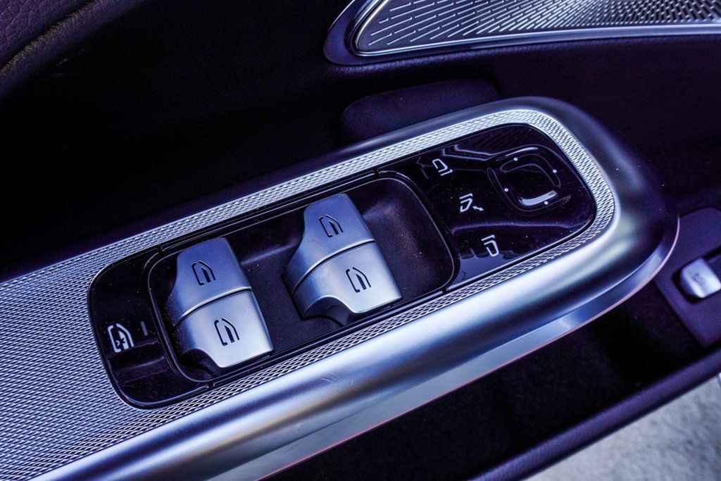 2024 Mercedes Benz E 350 photo 3