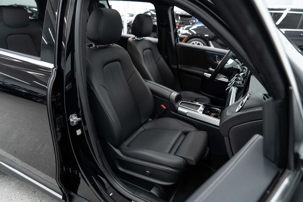 2024 Mercedes Benz GLB 250 4MATIC photo 11