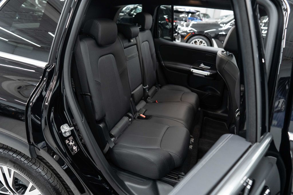 2024 Mercedes Benz GLB 250 4MATIC photo 13
