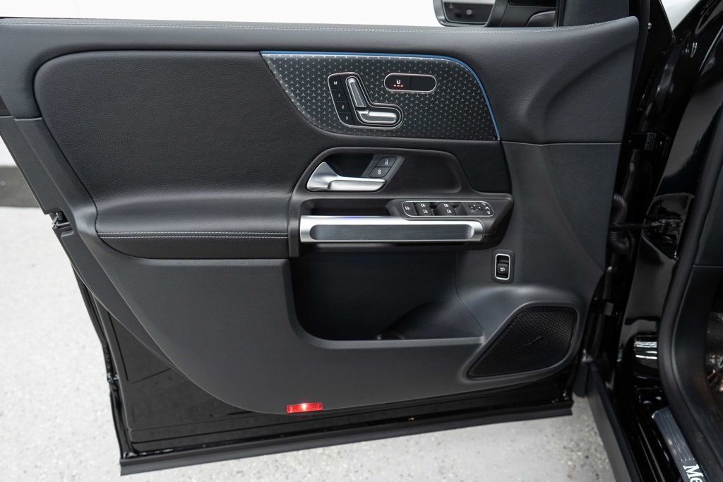 2024 Mercedes Benz GLB 250 4MATIC photo 15
