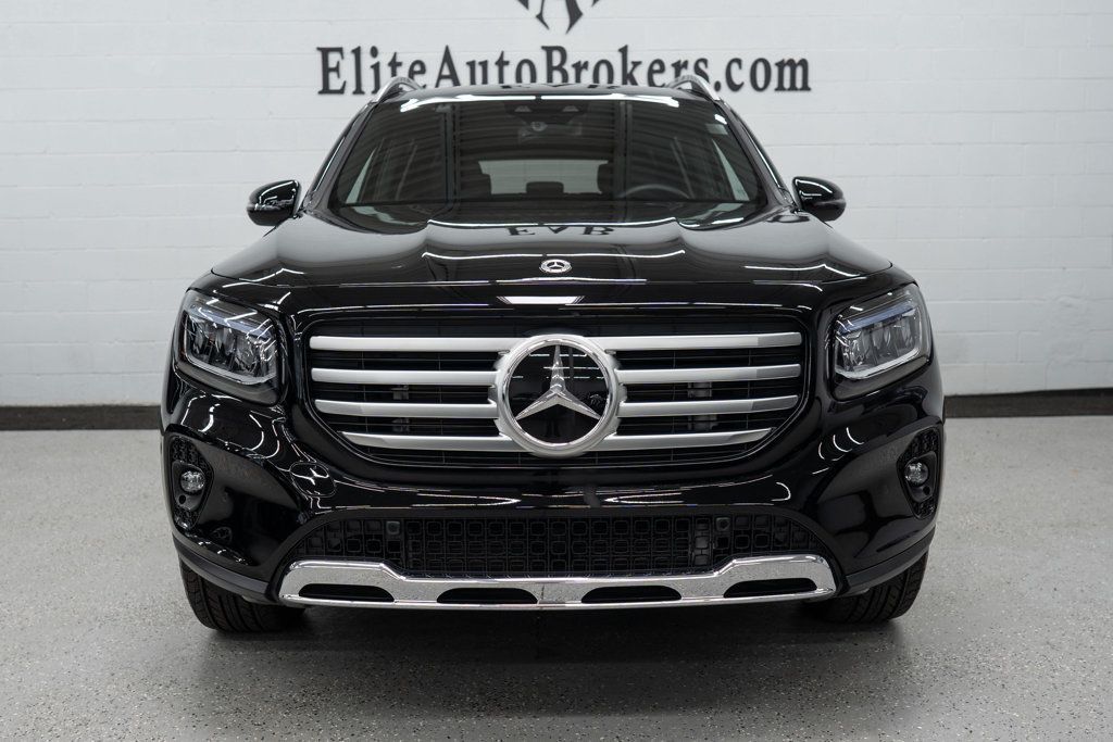 2024 Mercedes Benz GLB 250 4MATIC photo 3