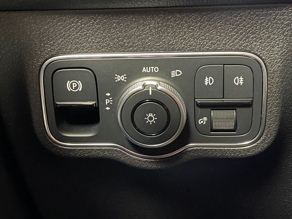 2024 Mercedes-Benz GLB GLB 250 SUV - 22948829 - 29