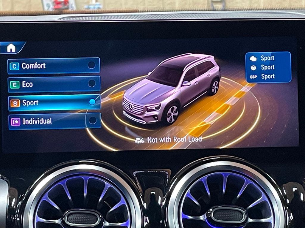 2024 Mercedes-Benz GLB GLB 250 SUV - 22948829 - 32