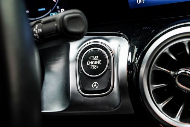 2024 Mercedes-Benz GLB GLB 250 SUV - 22929451 - 24