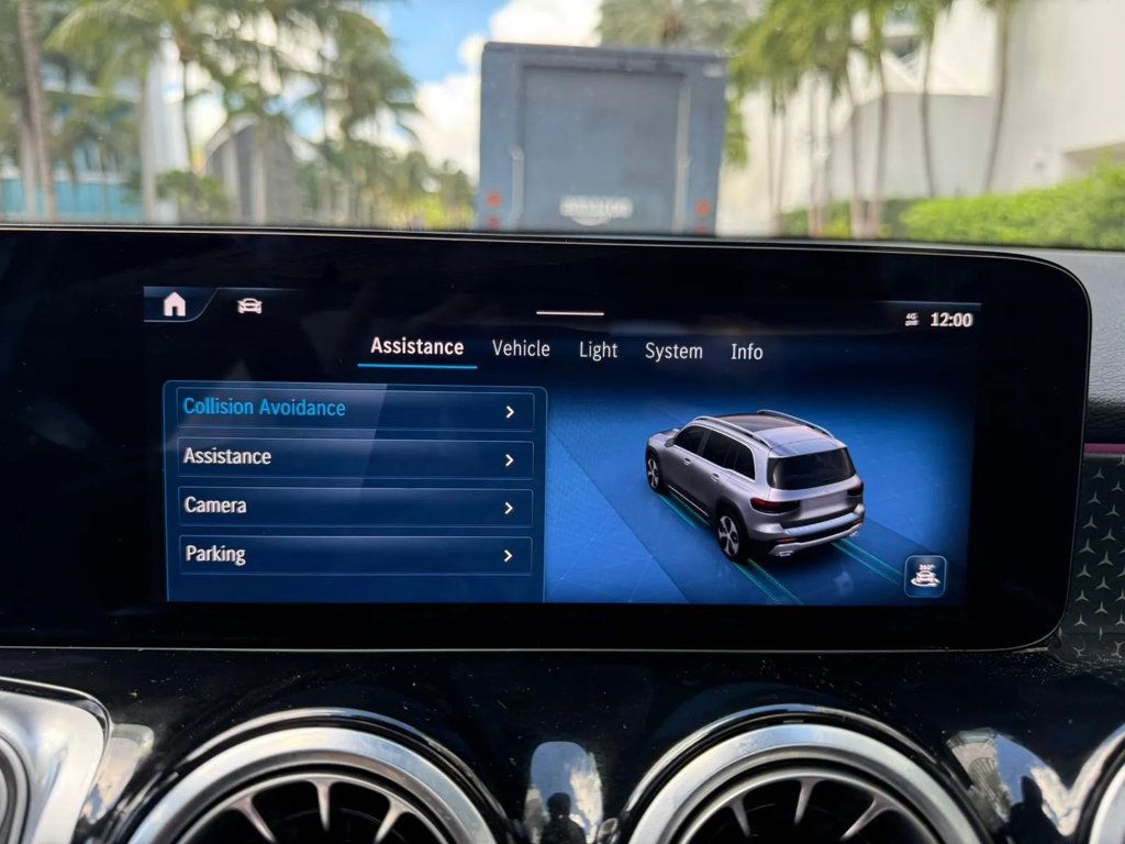 2024 Mercedes-Benz GLB GLB 250 SUV - 22923246 - 32