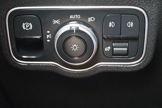 2024 Mercedes-Benz GLB GLB 250 SUV - 23071755 - 25