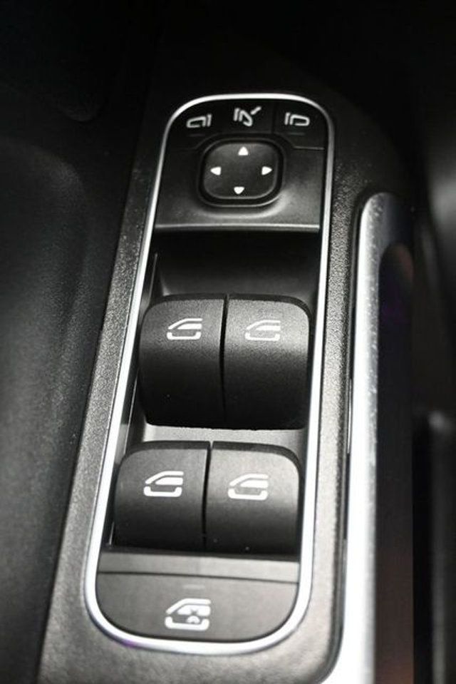 2024 Mercedes-Benz GLB GLB 250 SUV - 23071755 - 26
