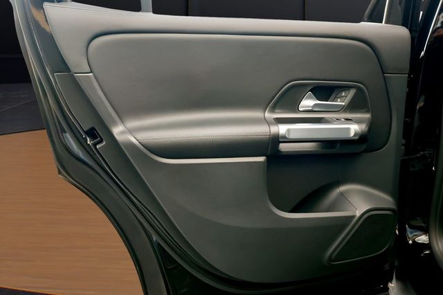 2024 Mercedes-Benz GLB GLB 250 SUV - 23012530 - 30