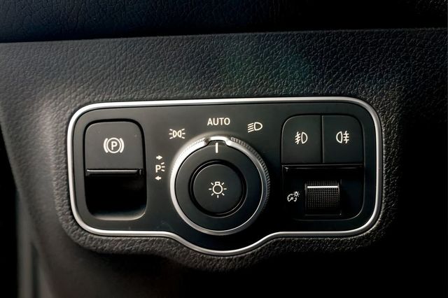 2024 Mercedes-Benz GLB GLB 250 SUV - 23012530 - 45