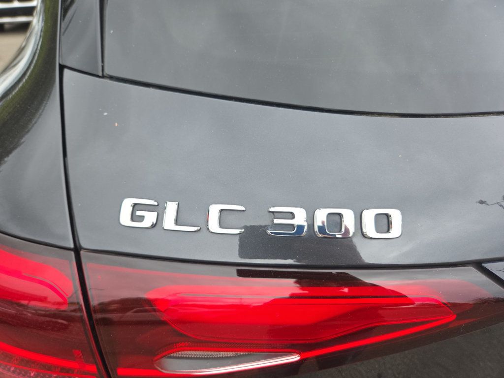 Mercedes-Benz GLC photo 26
