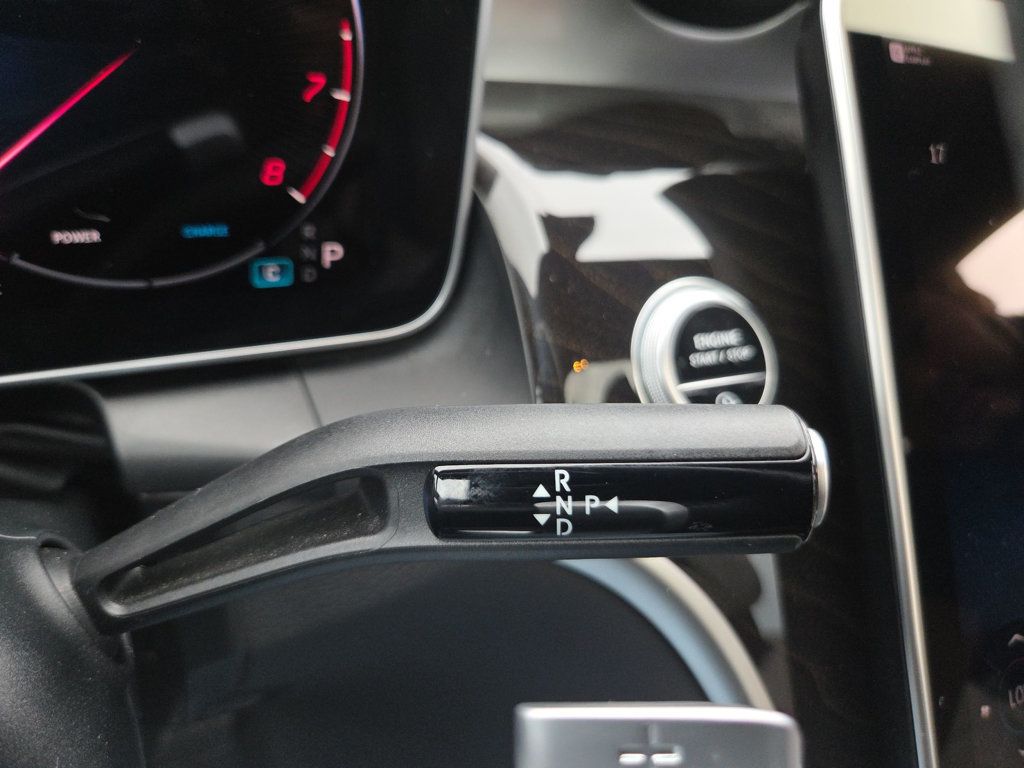 Mercedes-Benz GLC photo 33