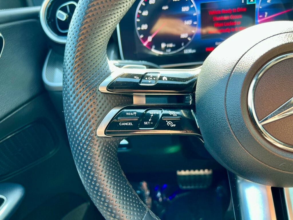 2024 Mercedes Benz GLC 300 4MATIC photo 18