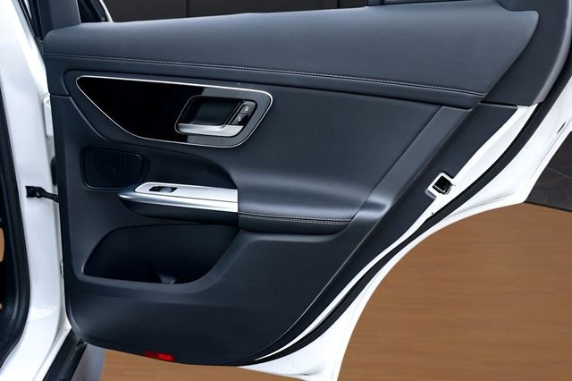 2024 Mercedes-Benz GLC GLC 300 4MATIC SUV - 23005051 - 26