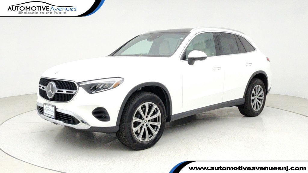 2024 Mercedes-Benz GLC GLC 300 4MATIC SUV - 22942290 | Video 1