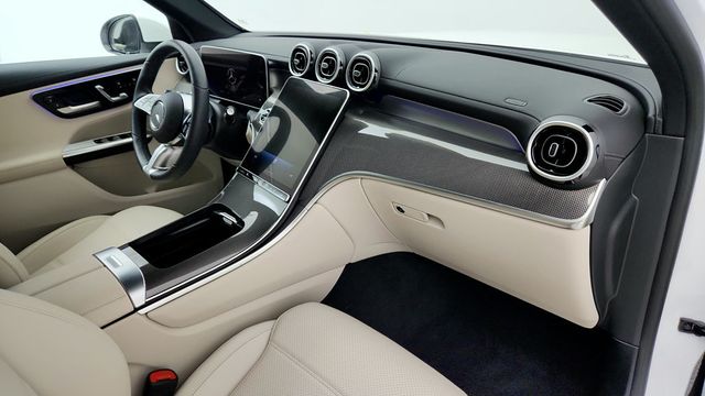 2024 Mercedes-Benz GLC GLC 300 4MATIC SUV w/ Nappa Leather, Driver Assist. & Pano Roof - 22942290 - 23
